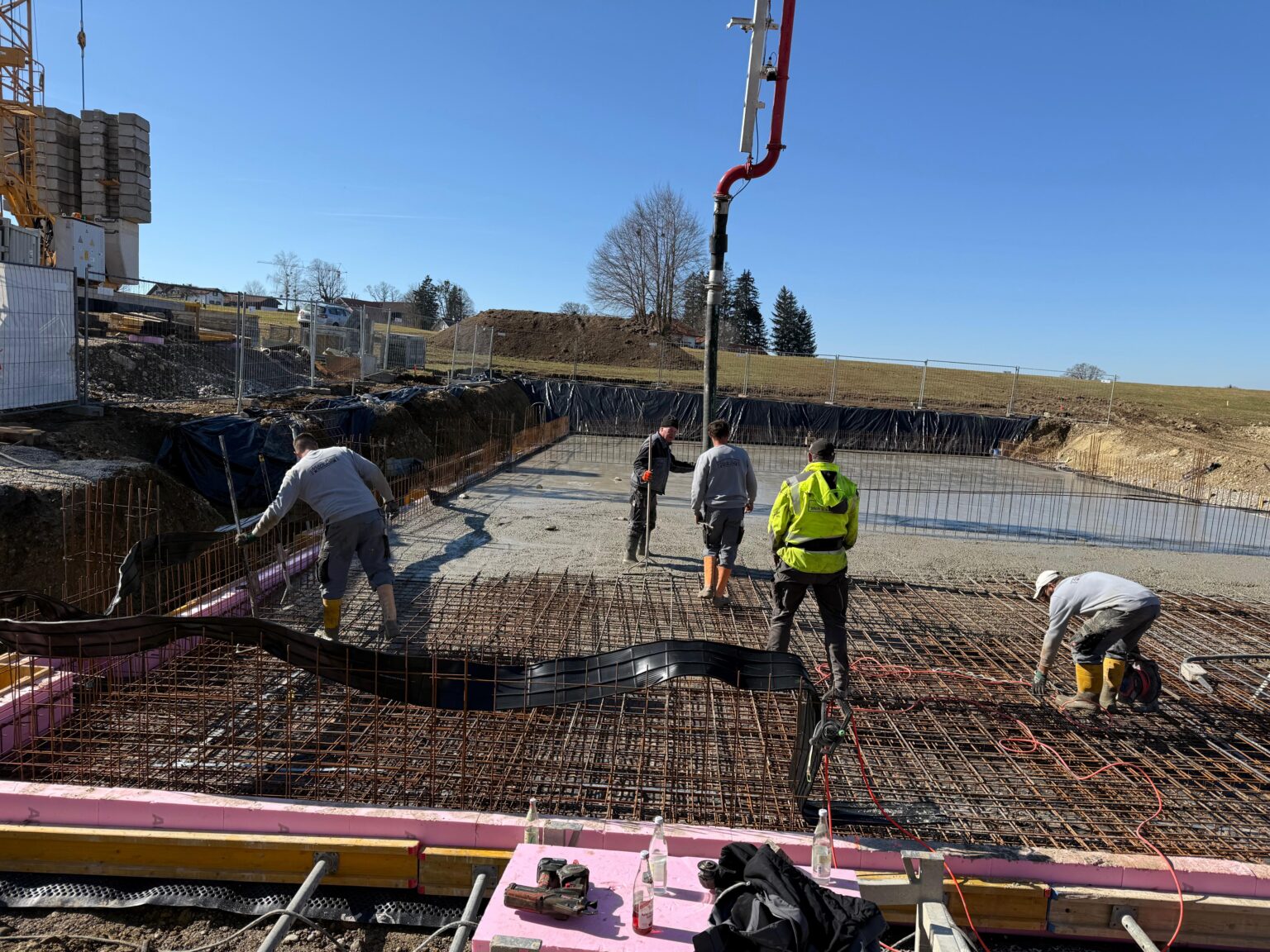 Feuerwehr und Vereinsheim Forst 9